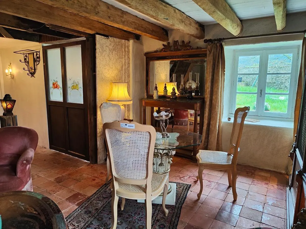 Villa Ancienne Petite Ferme Renovee Saint-Regis-du-Coin Casa vacanze